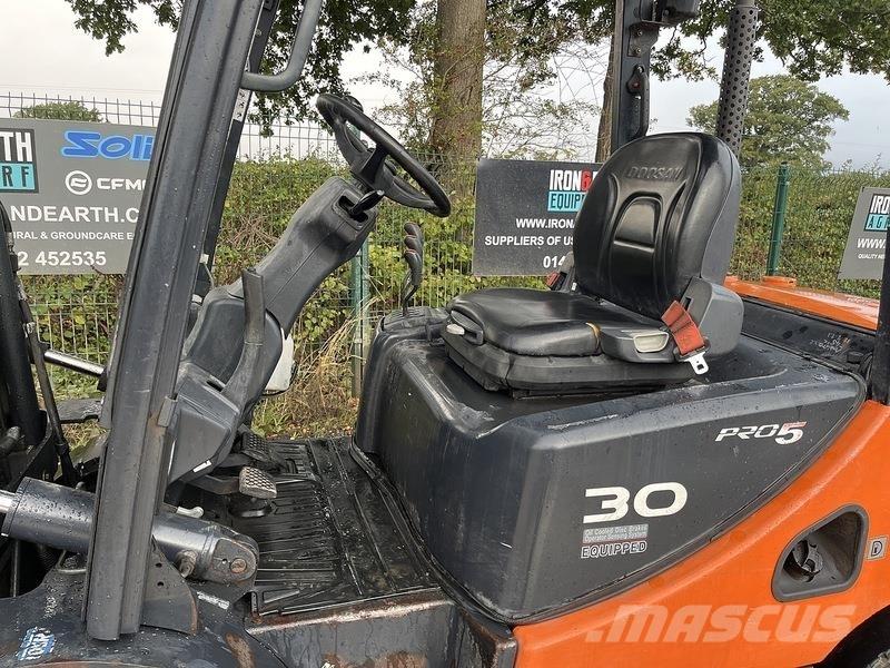 Doosan D30S-5 Viličari - ostalo
