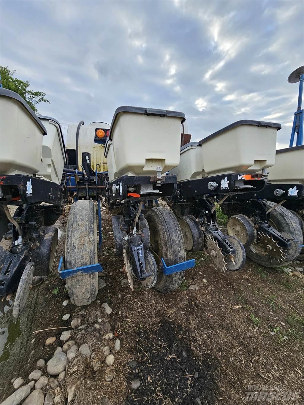Kinze 3000 Ostale komponente