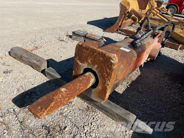 Allied 3288E Čekići