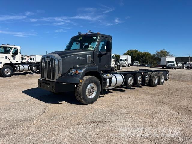 Autocar DC64 Kabine i unutrašnjost