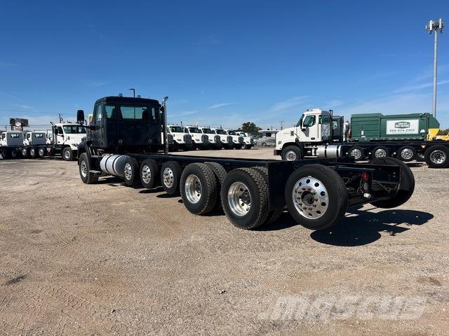 Autocar DC64 Kabine i unutrašnjost