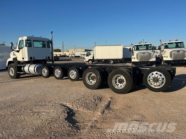 Autocar DC64 Kabine i unutrašnjost