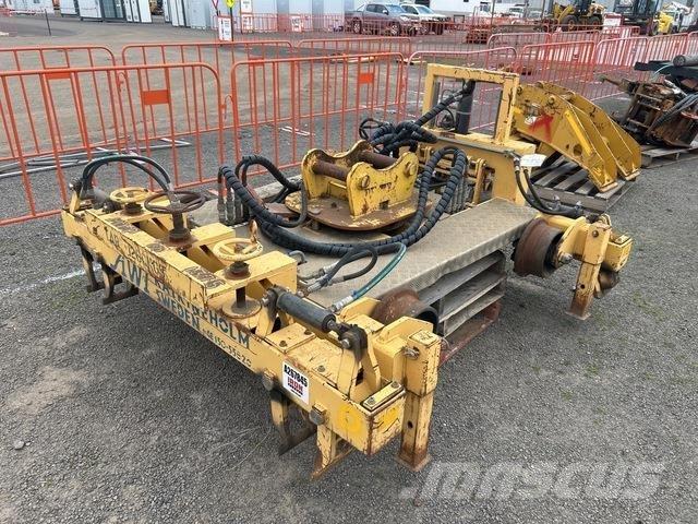  AWI FCM TR2 Strojevi za održavanje željezničkih pruga