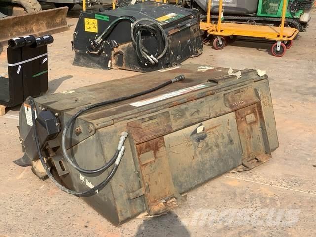 Bobcat 6707144 Strojevi za metenje
