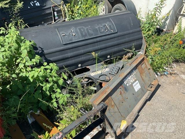 Bobcat 6905805 Četke