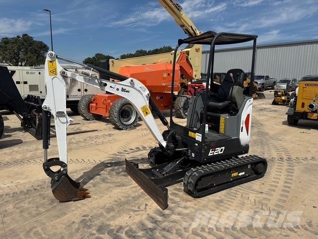 Bobcat E20 Bageri gusjeničari