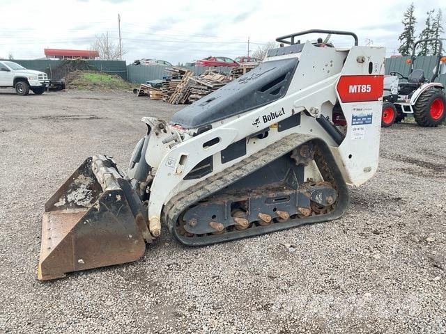 Bobcat MT85 Skid steer mini utovarivači