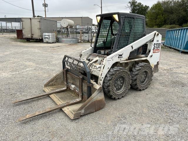 Bobcat S130 Skid steer mini utovarivači