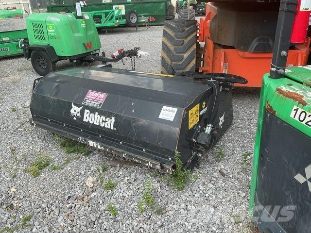 Bobcat SWB72 Strojevi za metenje