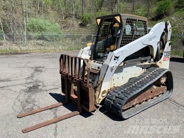 Bobcat T320 Skid steer mini utovarivači