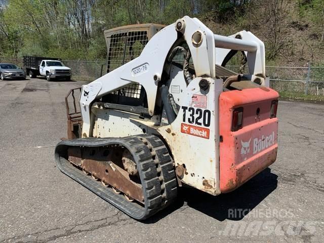 Bobcat T320 Skid steer mini utovarivači