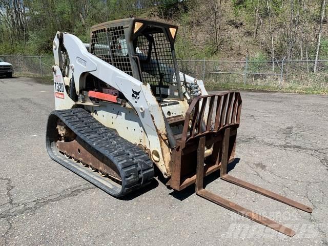 Bobcat T320 Skid steer mini utovarivači