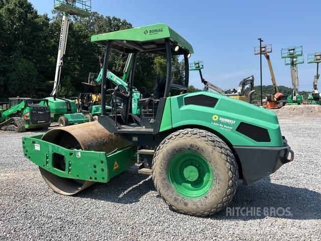 Bomag BW177D-5 Valjci sa jednim bubnjem
