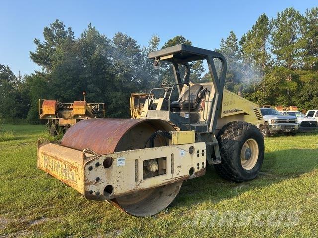 Bomag BW211D-3 Valjci sa jednim bubnjem