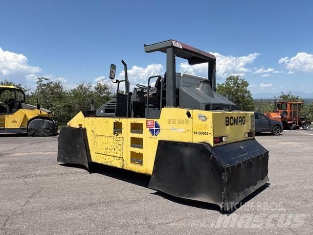 Bomag BW24R Gumeni valjci na kotačima