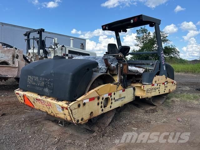 Bomag BW266AD Valjci sa dvojnim bubnjem