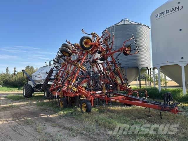 Bourgault 8810 Sijačice