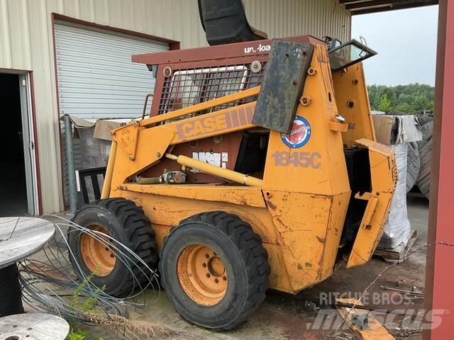 CASE 1845C Skid steer mini utovarivači