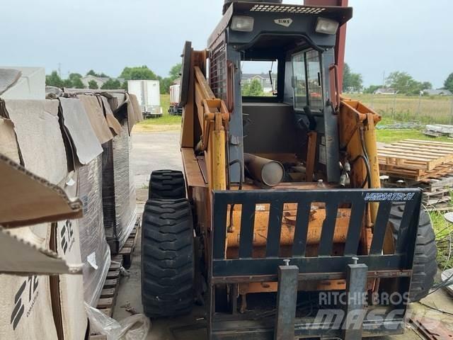 CASE 1845C Skid steer mini utovarivači