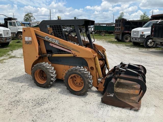 CASE 70XT Skid steer mini utovarivači