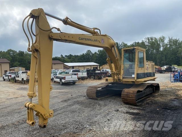 CAT 225 Bageri gusjeničari