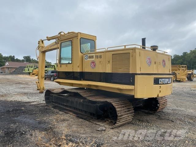 CAT 225 Bageri gusjeničari