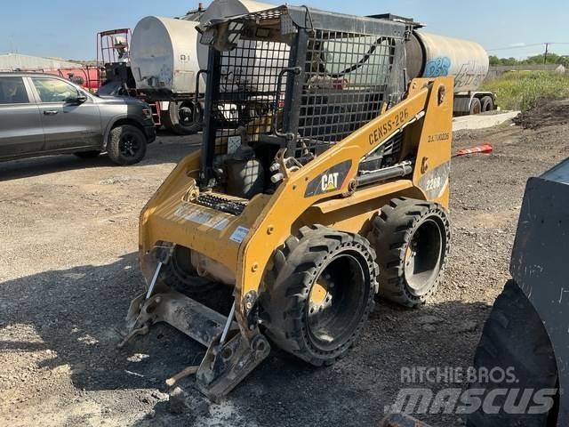 CAT 226B3 Skid steer mini utovarivači