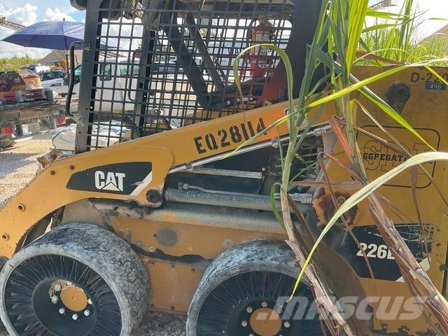 CAT 226B3 Skid steer mini utovarivači