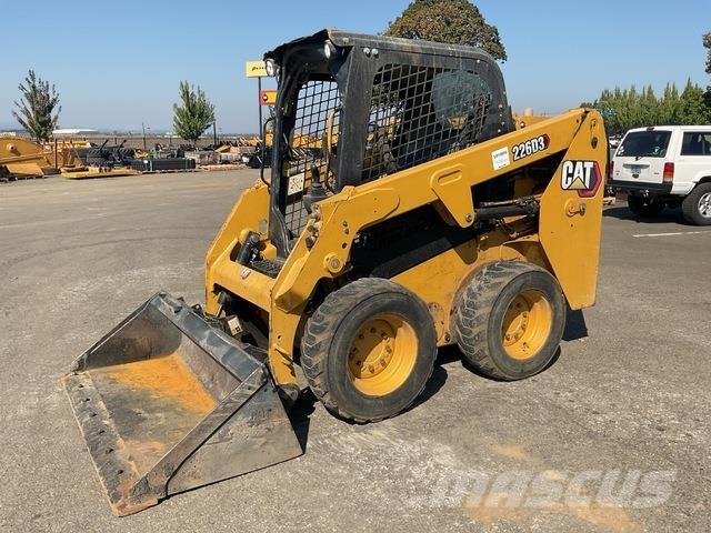 CAT 226D3 Skid steer mini utovarivači