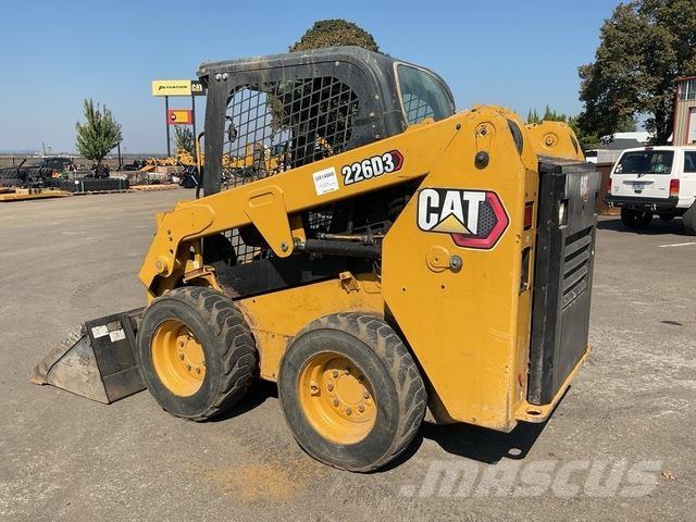 CAT 226D3 Skid steer mini utovarivači