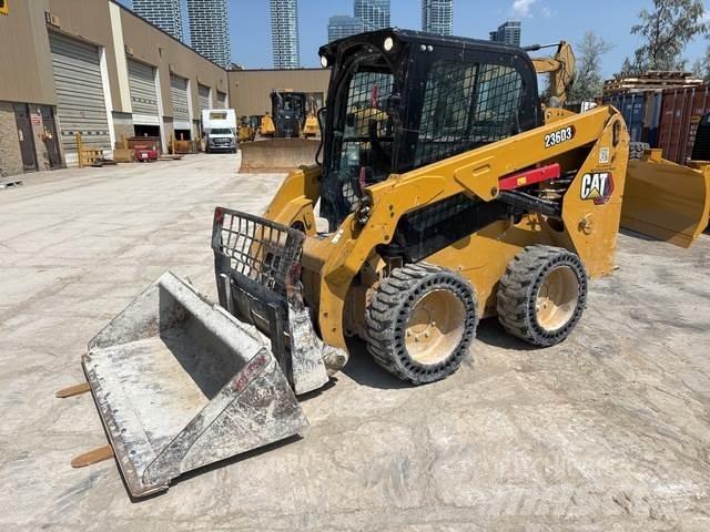 CAT 236D3 Skid steer mini utovarivači