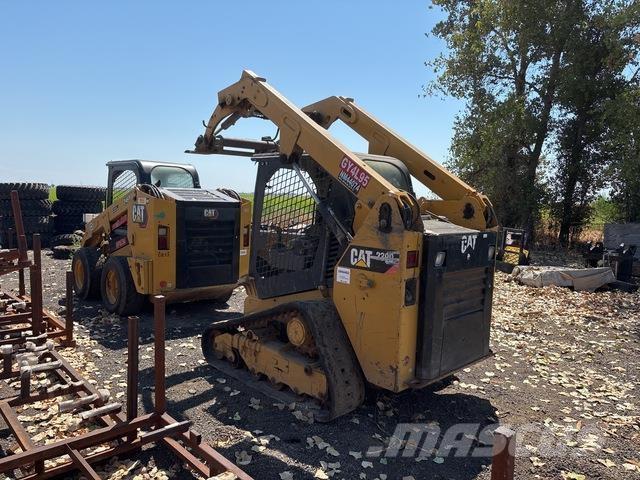 CAT 239D Skid steer mini utovarivači