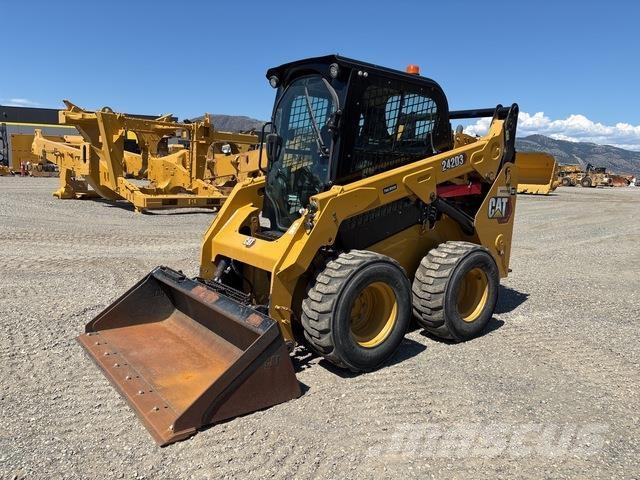 CAT 242D3 Skid steer mini utovarivači