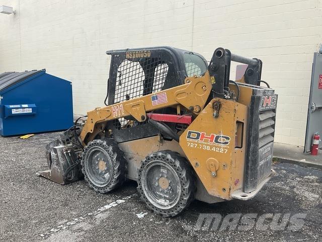 CAT 242D3 Skid steer mini utovarivači