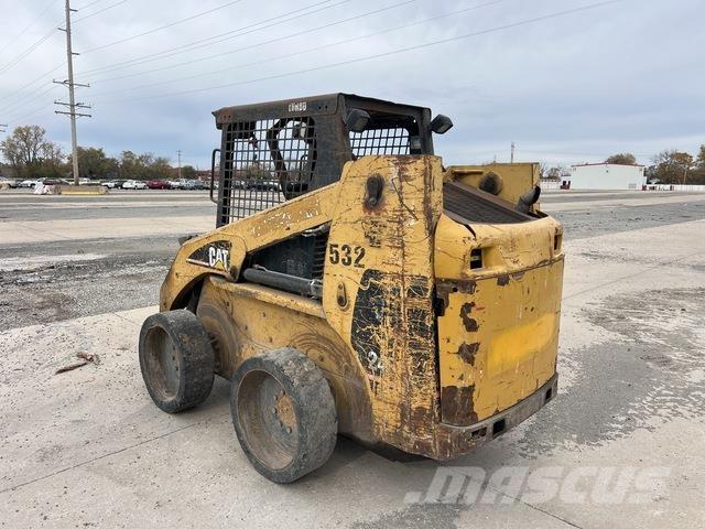 CAT 246 Skid steer mini utovarivači