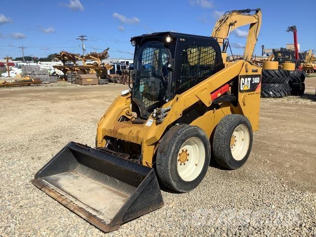 CAT 246D Skid steer mini utovarivači