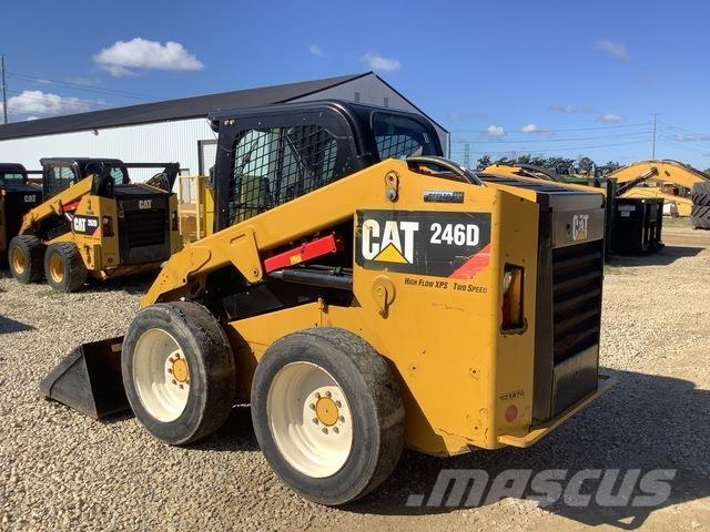 CAT 246D Skid steer mini utovarivači