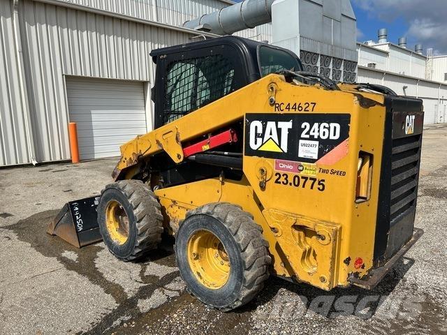 CAT 246D Skid steer mini utovarivači