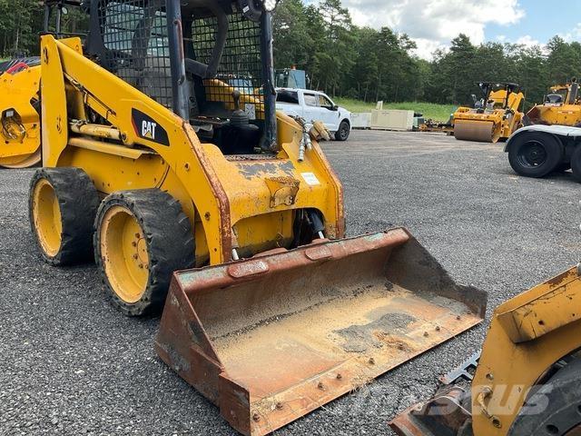 CAT 248B Skid steer mini utovarivači