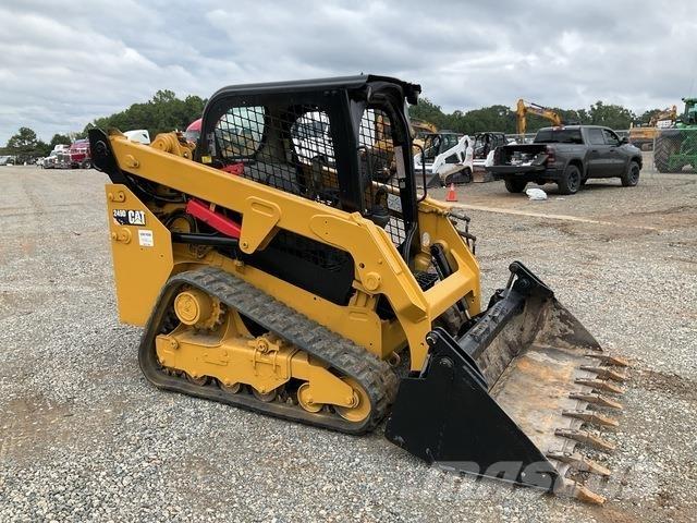 CAT 249D Skid steer mini utovarivači