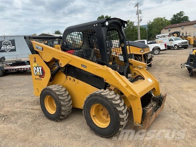 CAT 272D3 Skid steer mini utovarivači