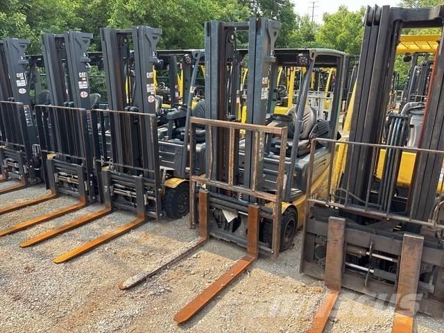 CAT 2ET4000 Električni viličari