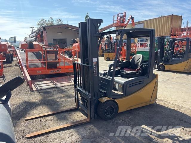 CAT 2ET4000 Električni viličari