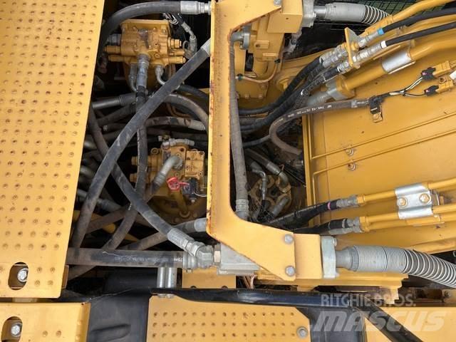 CAT 320 Bageri gusjeničari