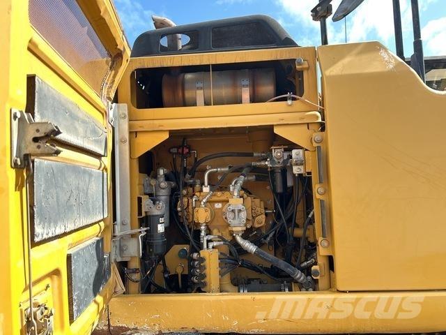CAT 320 EL Bageri gusjeničari
