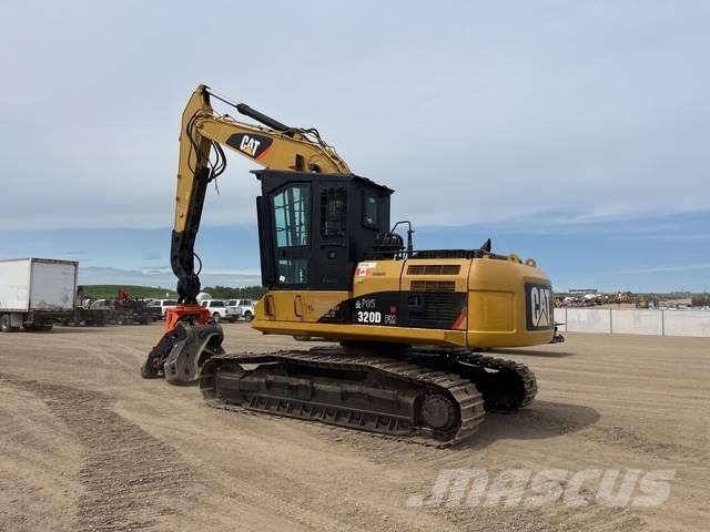 CAT 320DFM Drvosječači cjepači i rezači