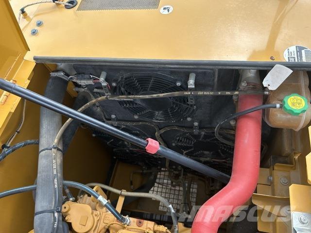 CAT 320GC Bageri gusjeničari