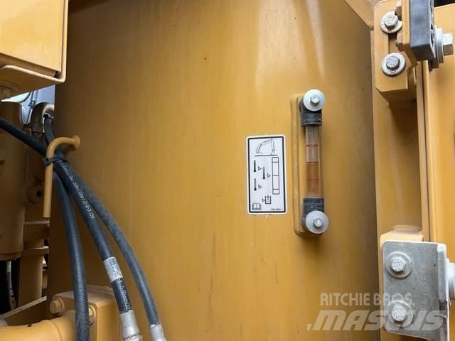 CAT 320GX Bageri gusjeničari