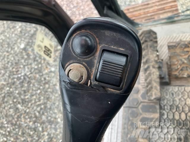 CAT 323 Bageri gusjeničari