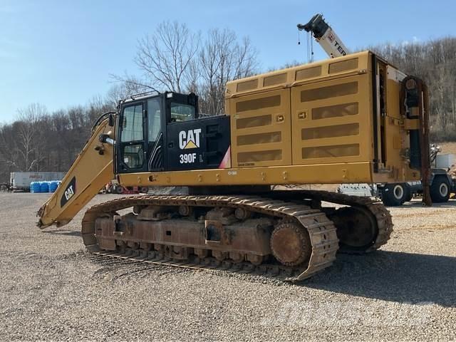 CAT 390F Bageri gusjeničari